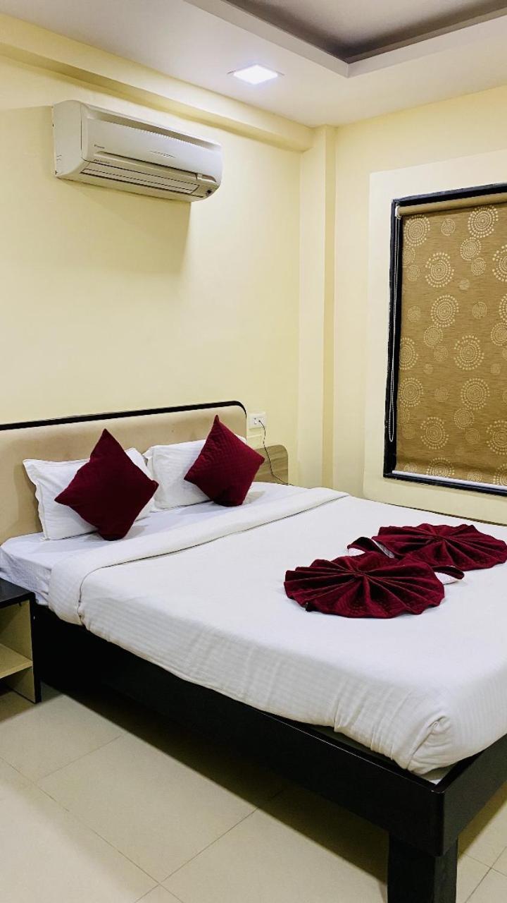 The Richi Rich Hotel And Resort Indore Eksteriør bilde